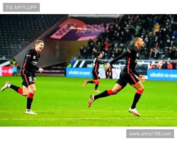 法兰克福战拜仁首发阵容或有惊喜